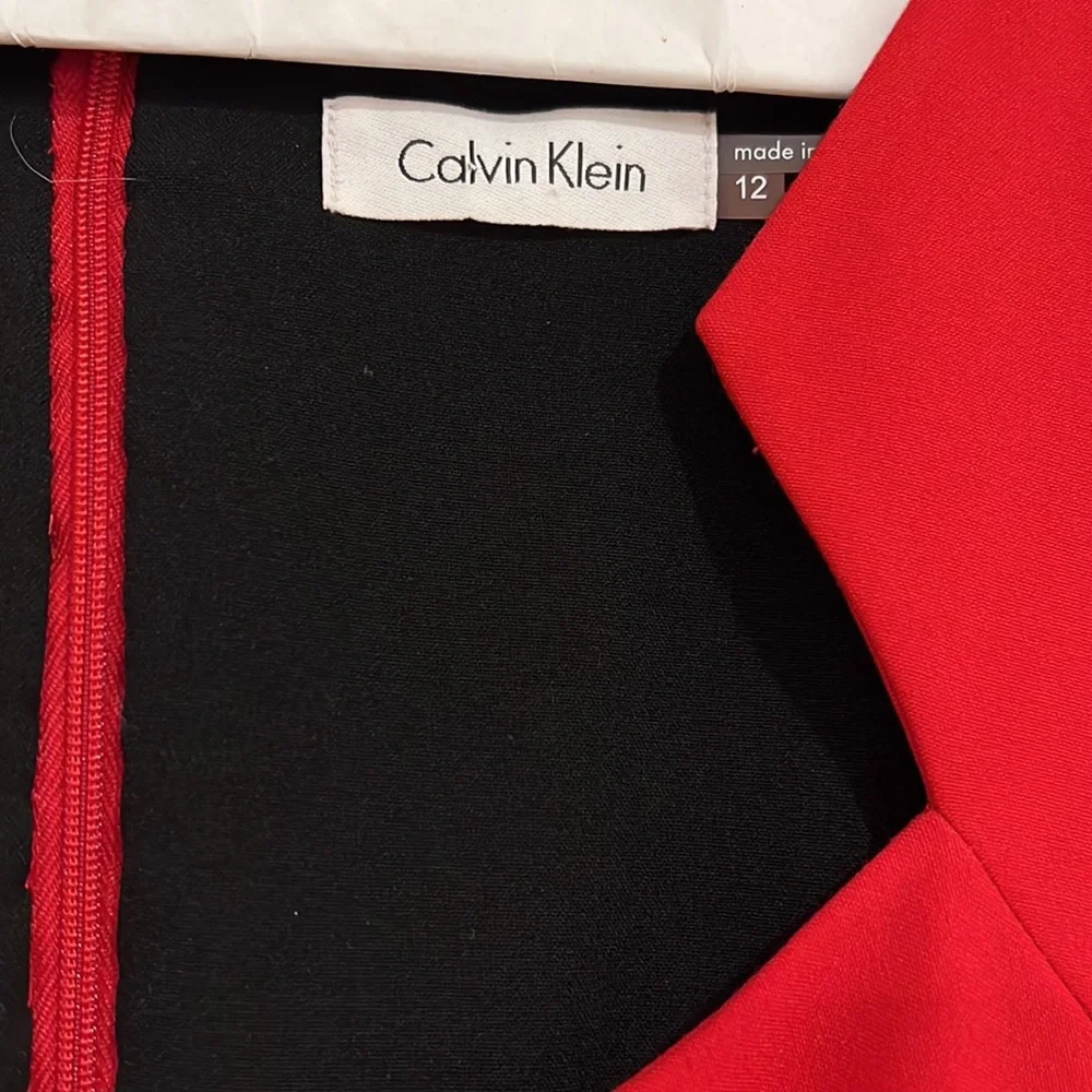 Calvin Klein, Fabulous red dress!!!  Like new condition - Picture 3 of 6